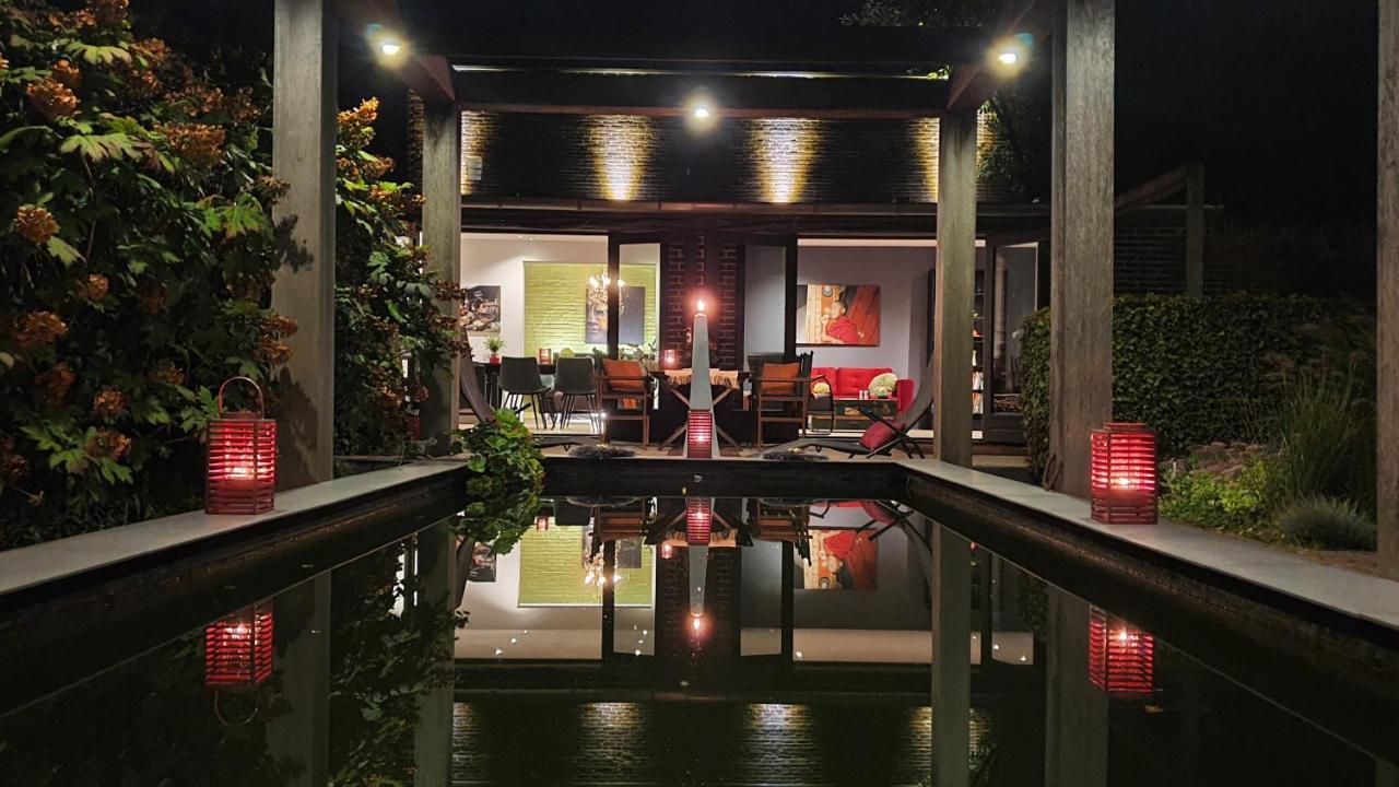 Downtown Hideaway, B&B Grand Deluxe 에인트호번 외부 사진